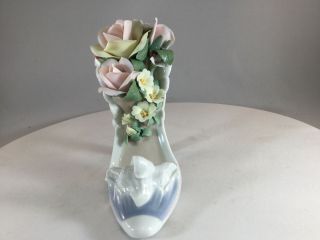 Lladro Porcelain Figurine Stepping Into Spring 6776 Roses Flowers High Heel Shoe