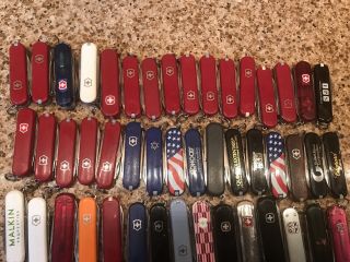 TSA Confiscated Victorinox And Wenger Knives Over 13.  14 Lbs Various Sizes. 8