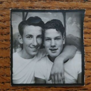 Vintage Photobooth Photo 2 Affectionate Men In Booth Hugging Buddy Boys Gay Int