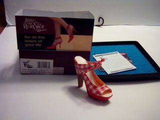 Just The Right Shoe.  Picnic Red And White Mini Shoe Collectible.