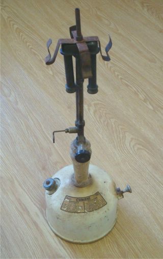 Antique Coleman Model 139 Kerosene Gasoline Lamp / Lantern