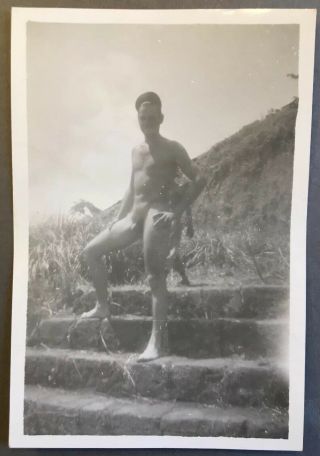 Vintage Small Photo Nude Ww2 Soldier Marine Naked Man Posing Snapshot