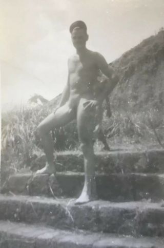 Vintage Small Photo Nude WW2 Soldier Marine Naked Man Posing Snapshot 3