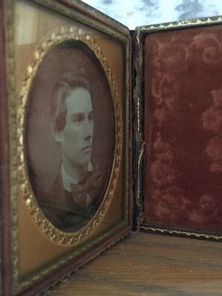 Daguerreotype Young Man In Full Case 1/6 Plate 1840 - 1850’s