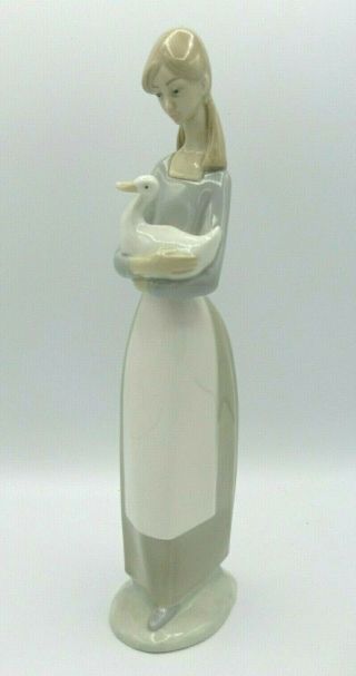 Vintage Llardro Nao Daisa - B2a Girl Holding Duck Figurine - 10 3/4 " Spain 1977