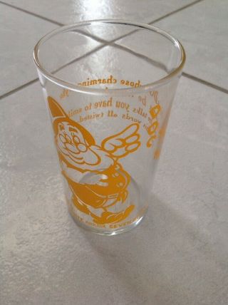 Vintage W.  D.  Disney Snow White Doc Dwarf Disney Promo Collectors Glass Drink