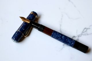 Pelikan Limited Edition 1935 Lapis Blue Fountain Pen - Fine Nib 2