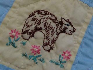 EXQUISITE VINTAGE HAND QUILTED & EMBROIDERY SAFARI ANIMALS FARMHOUSE OLD QUILT 3