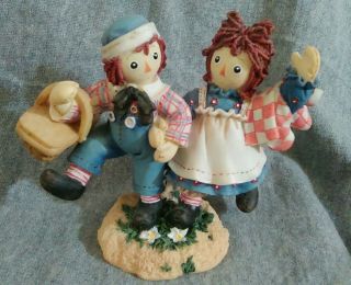 " How To Have Such A Happy,  Sunny Friend " Raggedy Ann & Andy Figurine