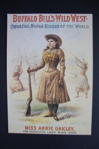 552) Cody Wy Annie Oakley Postcard (" Peerless Lady Wing Shot ") By Hoen & Co