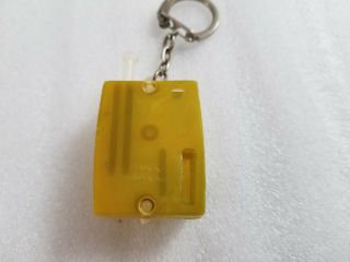 VINTAGE DICE SPIN LUCKY NUMBER NOVELTY PLASTIC GAME KEY CHAIN 4