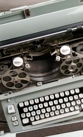 1960s HERMES AMBASSADOR Typewriter 3