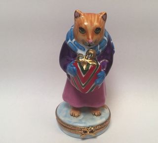 Limoges Cat W/ Christmas Gift Artoria 8/1000 Peint Main France Trinket Box