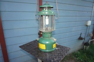 Vintage AGM American Gas Machine Co.  Lantern,  US 1945,  With Coleman Pirex Glass 8