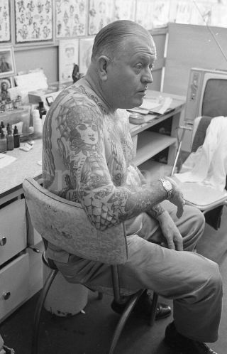 1960s Nieh Negative,  Tattoo Artist,  Shirtless,  Lee Roy Minugh,  The Pike,  N304115