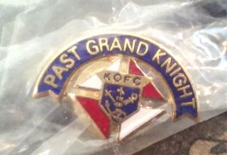 Knights Of Columbus Past Grand Knight Lapel Pin Pre - Owned