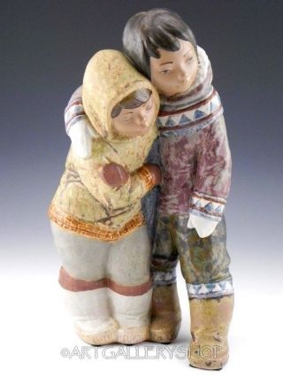 Lladro Gres Figurine 13 " Tall Couple From The Arctic Eskimo Boy Girl 2038