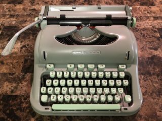 1964 Cursive HERMES 3000 Typewriter with Case and manuals 2