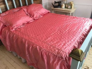 Vintage Full Size Pink Rayon Quilted Hollywood Regency Bedspread & Shams