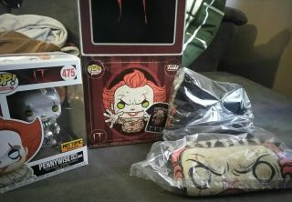 Pennywise It Funko Pop And A T - Shirt