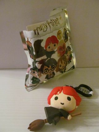Harry Potter (series 5) - 3d Figural Keychain By Monogram - Ron Weasley