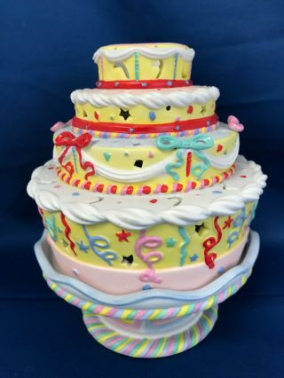 Partylite Ceramic Celebration Birthday Cake Present Cupcake Wedding 7.  5 " X6 "