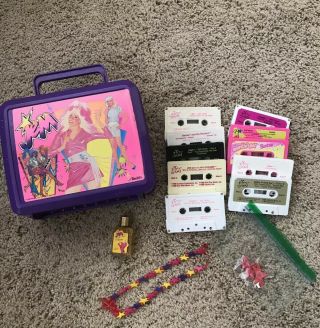 1986 Jem And The Holograms Plastic Lunchbox With Cassette Tapes & Accessories