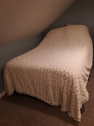 Vintage Pastel Yellow Chenille Bedspread full - size w/ white pom fringe 2