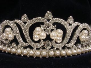 Authentic Swarovski Pearl & Crystal Wedding Tiara W/logo Box Pouch Swan Mark