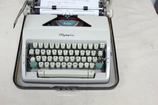 1965 OLYMPIA MODEL SM9 PORTABLE TYPEWRITER WITH CASE 2