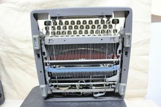 1965 OLYMPIA MODEL SM9 PORTABLE TYPEWRITER WITH CASE 6