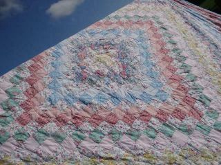 COUNTRY ELEGANCE POSTAGE STAMP SQUARES A TRIP AROUND THE WORLD VINTAGE OLD QUILT 4