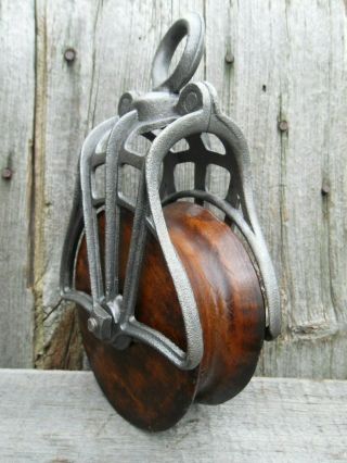 Antique CAST Iron AND WOOD PULLEY PRIMITIVE BARN ORNATE RUSTIC DECOR FARM 8