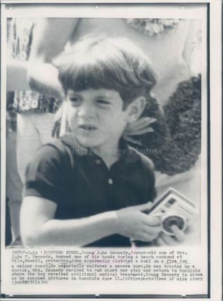 1966 Wire Photo Jfk John F Kennedy Son Child Boy Burns Hilo Hawaii Camera 8x10