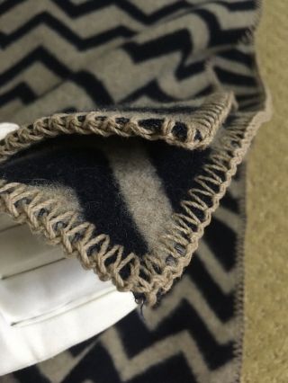 Pendleton USA Wool Blend Blanket Navy Taupe Zig Zag Stripe Chevron King 106 x 88 7