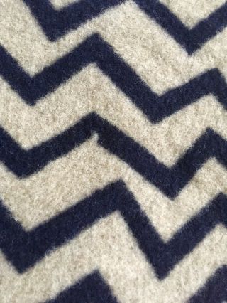 Pendleton USA Wool Blend Blanket Navy Taupe Zig Zag Stripe Chevron King 106 x 88 8