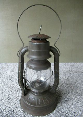 Antique Lantern Dietz D - Lite Primitive No 2 Kerosene Oil Barn Lamp,  Ny