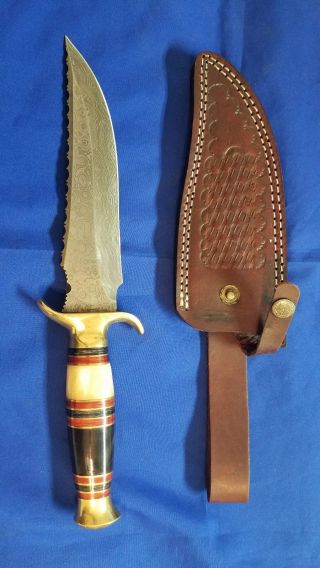 Custom Made Damascus Steel Hunting Bowie Knife Mgk - 130,  With Custom Handle