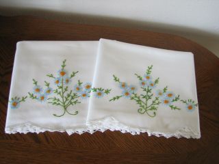Vintage Pillowcases Embroidered & Crocheted Spray Of Asters Wow