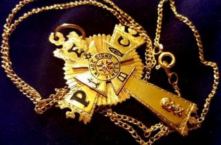 Vivid Golden Enamel Vintage Knights Templar Skull Jewel Ornate Masonic Necklace