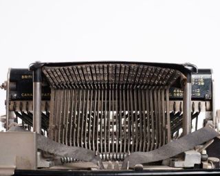 Imperial Model D Typewriter 7