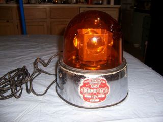 VINTAGE FEDERAL SIGN & SIGNAL CORP.  JUNIOR BEACON RAY MODEL 15 2