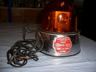 VINTAGE FEDERAL SIGN & SIGNAL CORP.  JUNIOR BEACON RAY MODEL 15 5