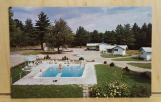 W25) Postcard White Oak Motel Holderness Nh Vintage Auto Swimming Pool Girls