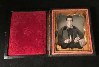 EXTREMELY SHARP FOCUS DAGUERREOTYPE OF A HANDSOME YOUNG GENT,  SEALS 2