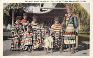 D95/ Florida Postcard C1910 Seminole Indians Native American Family Everglades 3