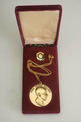 Rotary Club Paul Harris Fellow Medal Medallion W/pin In Case Rotarian Fellowship