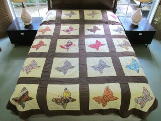 Vintage Hand Quilted Cotton Fabrics Applique Butterfly Quilt: 90 " X 72 "