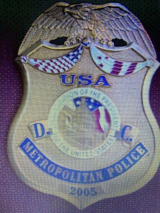 DC Metropolitan Police 2005 George W.  Bush Inauguration Commemorative Badge 2