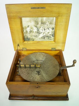 ANTIQUE POLYPHON DISC MUSIC BOX WITH 9 DISCS Including Christmas Music 4